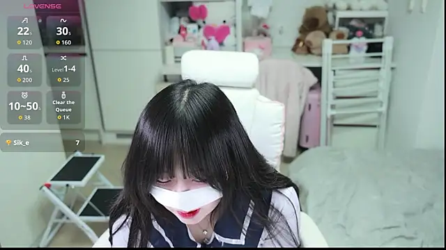 kimhyeona2005 online show from March 5, 12:01 pm