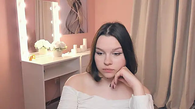 IrmgardBuzard online show from November 16, 10:04 am