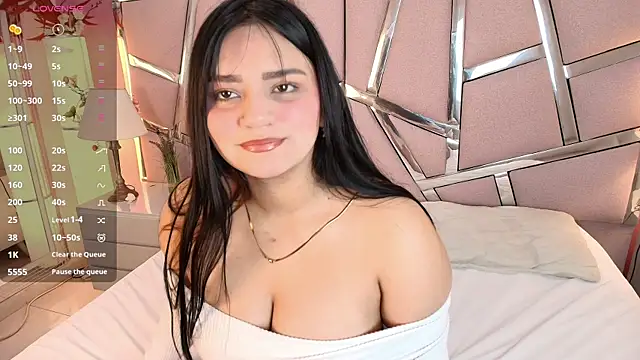 Nicollevsconttei online show from December 16, 1:17 pm