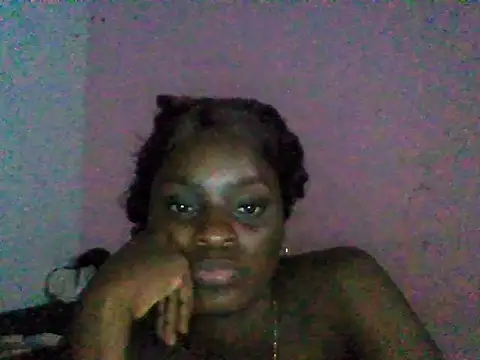 ParisAisha online show from April 7, 5:20 am