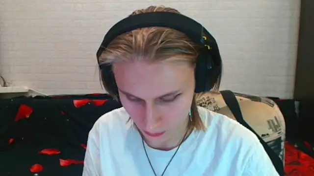 VerucaHalston online show from November 20, 1:34 pm