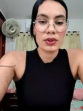 Mia saaenz online show from November 21, 1:18 am