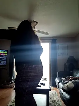 EvieYvonne69 online show from November 22, 5:59 pm