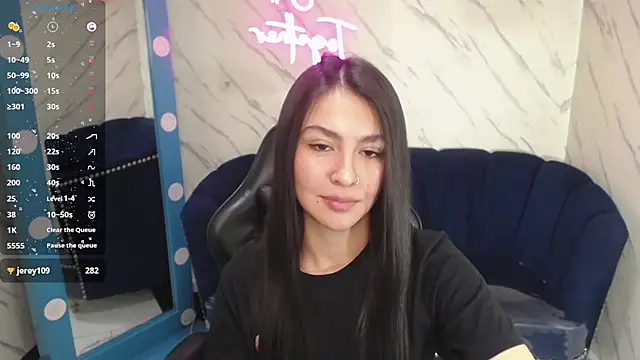 Maleja v  online show from January 31, 7:11 pm