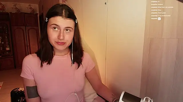 KristinaScott online show from March 12, 5:26 pm