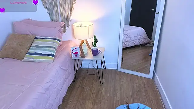 ChaosDoll   online show from December 18, 8:13 pm