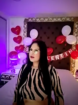 AlinaMilf online show from February 10, 10:02 pm