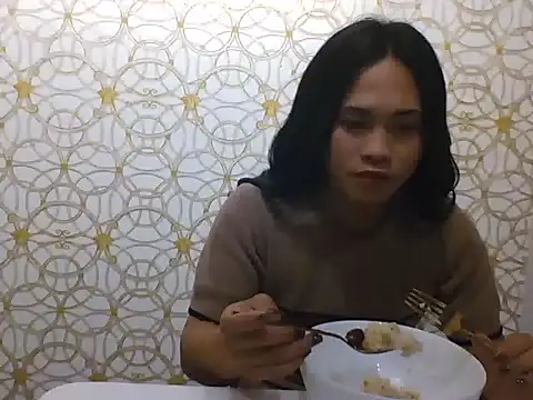 hugecockhiraya online show from December 1, 7:45 am