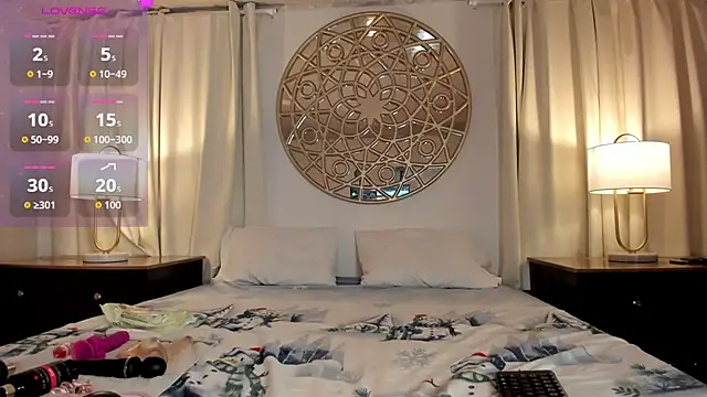 Ada Turner online show from December 19, 8:45 pm