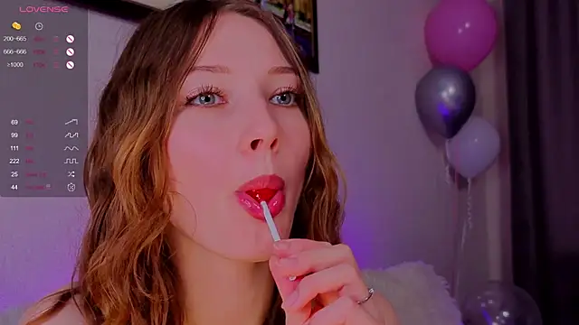 Alisavine online show from April 22, 6:05 pm