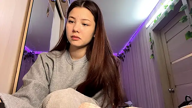 CutieSlim online show from December 15, 2:11 pm