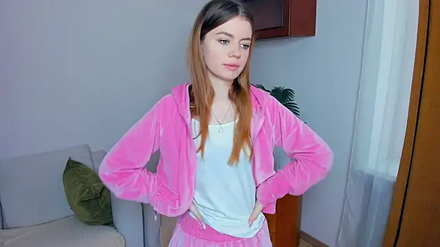 AngelesBenitz online show from January 17, 7:38 am