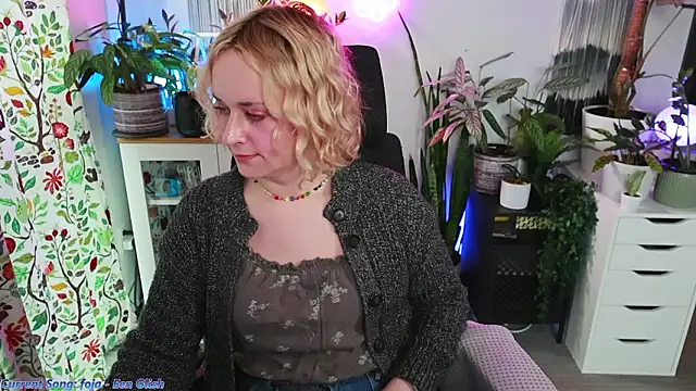 xzoeyryanx online show from February 23, 7:13 pm