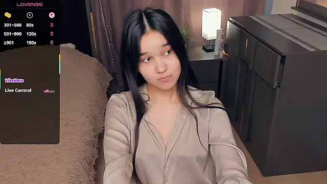 MeliaMelchiori online show from February 15, 12:04 pm