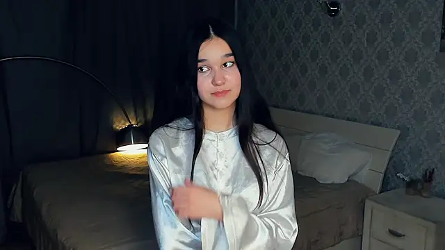 MeliaMelchiori online show from November 28, 1:52 am