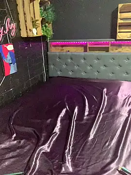 Shy-Ivy online show from March 9, 10:57 pm