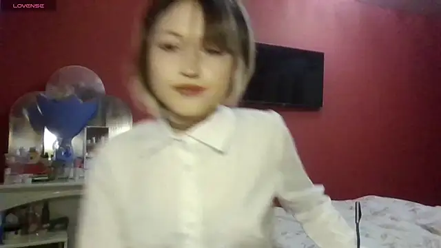 SkylaPorter online show from November 26, 2:07 pm