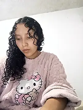 pettymoon1 online show from January 18, 9:44 pm