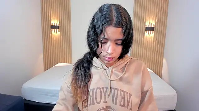 Ashleycooper5 online show from December 2, 12:12 am