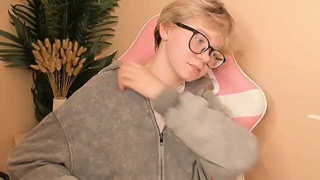 RinaPollet online show from November 19, 3:23 pm