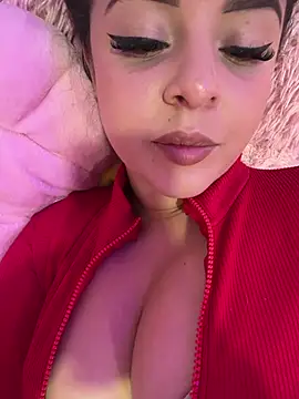 April Beckett02 online show from April 17, 12:02 am