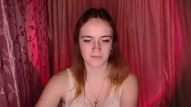 Illa May online show from December 22, 8:12 pm