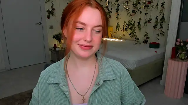 AirySilhouette online show from April 1, 1:41 pm