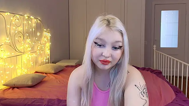 angelicaya online show from November 29, 4:49 am