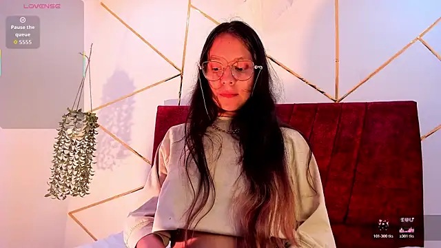 Julieta Lein  online show from January 13, 9:19 pm