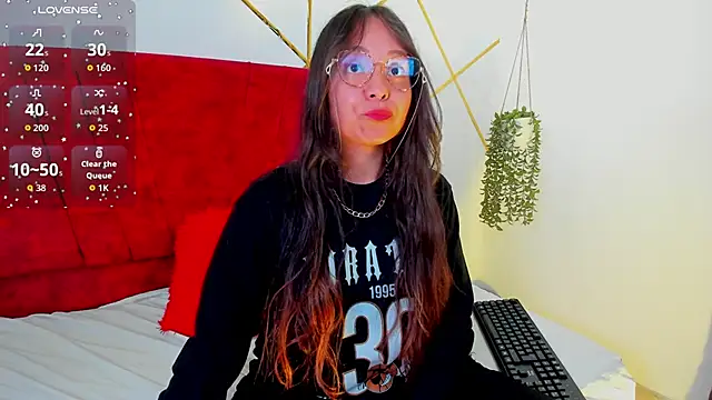 Julieta Lein  online show from January 12, 9:09 pm