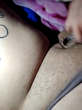 Kingaandqueenn online show from November 27, 9:39 pm