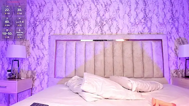 Valeskaa  online show from December 2, 2:30 pm