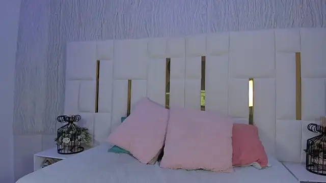 Hilda Nova online show from November 23, 7:26 pm