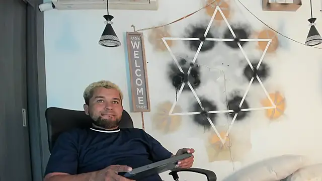 StephaniaAndRandy online show from January 16, 2:13 pm