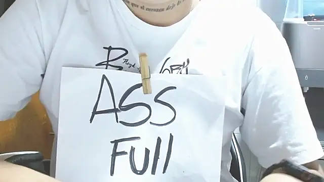 SLUT MESSY DIRTY online show from November 19, 9:59 pm