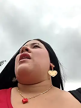 Kendra-daring online show from January 6, 7:50 pm