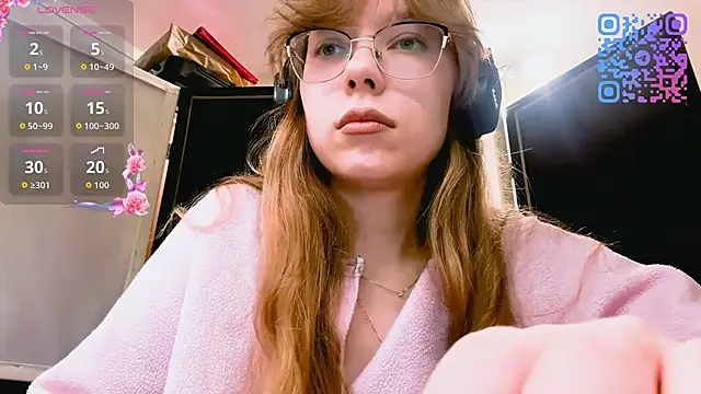 LouettaTornese online show from December 1, 11:03 am