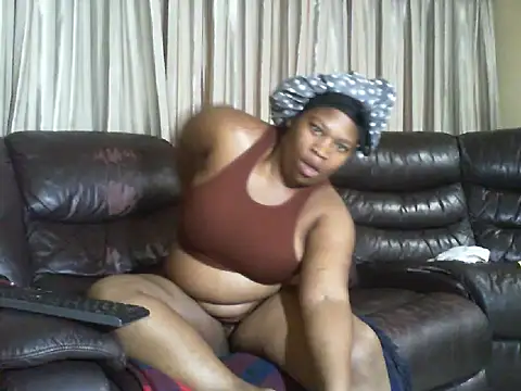 Chubby-Goddess online show from December 21, 7:56 am