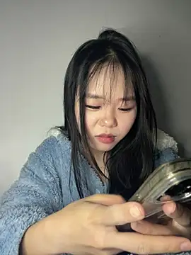 Kiee-lee online show from March 7, 5:31 pm