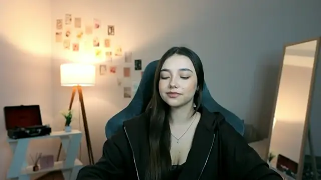 Vexorine online show from April 14, 7:36 pm