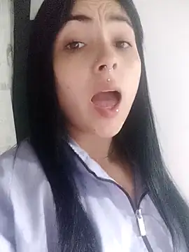 kittyMelvis online show from January 11, 3:28 pm