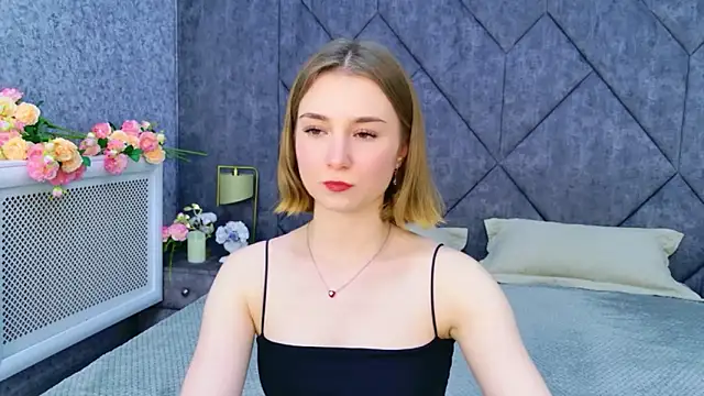 Janice Corona online show from April 7, 3:47 pm