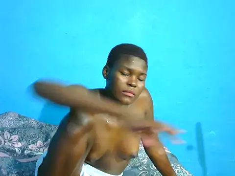 VirginPrincess06 online show from December 5, 7:59 pm