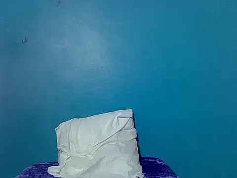 VirginPrincess06 online show from February 20, 11:12 am