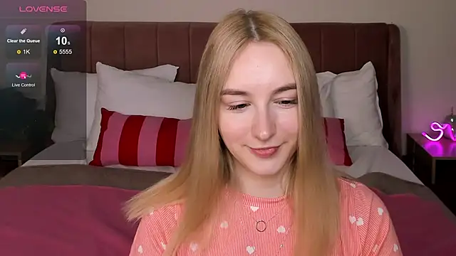 Shy Polly online show from May 16, 1:52 am