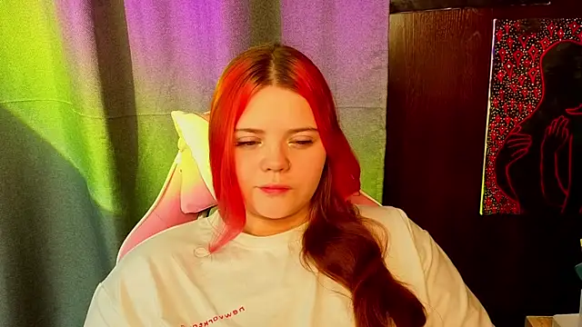 KellyFiery online show from June 26, 8:37 am