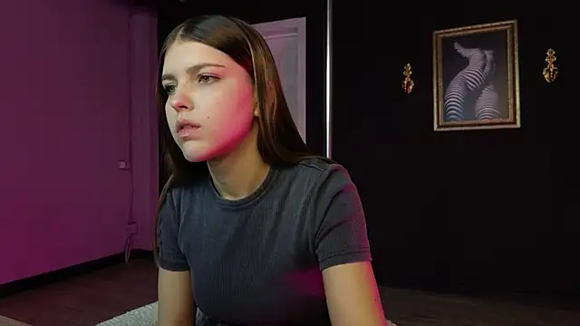 Sierra Maddison online show from November 29, 9:35 am