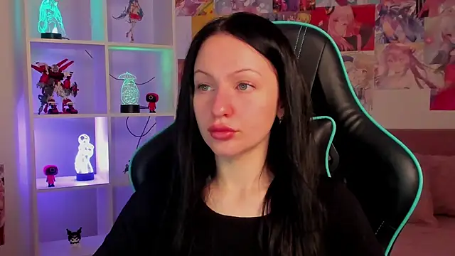 NaomiBlakes online show from February 25, 5:50 am