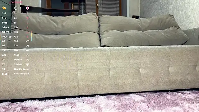 StacieGregoreski online show from January 7, 5:49 pm