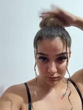 CrazyJessika online show from June 2, 9:05 pm